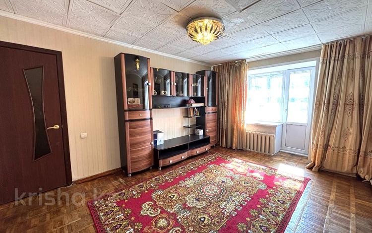 3-бөлмелі пәтер · 61 м² · 4/5 қабат, мкр Михайловка , Крылова 32, бағасы: 26 млн ₸ в Караганде, Казыбек би р-н — фото 2