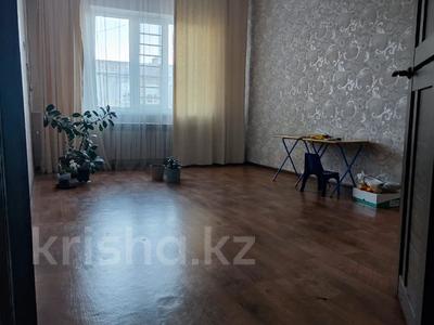 2-комнатная квартира, 52 м², 5/5 этаж, Достоевского за 14.5 млн 〒 в Таразе