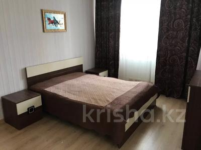 2-бөлмелі пәтер, 70 м², 3/12 қабат тәулігіне, Сыганак 10 — Сауран, бағасы: 10 000 〒 в Астане, Есильский р-н