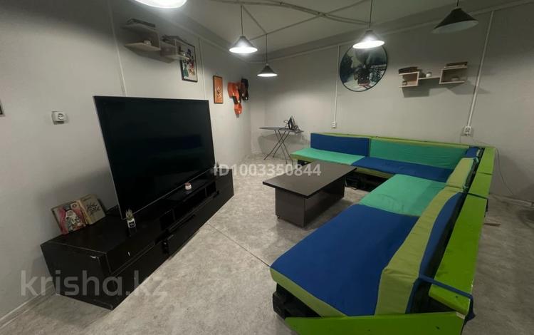 1 комната · 30 м² · 1 этаж, мкр Жетысу-2 53A — Абая-Саина за 50 000 〒 в Алматы, Ауэзовский р-н — фото 3