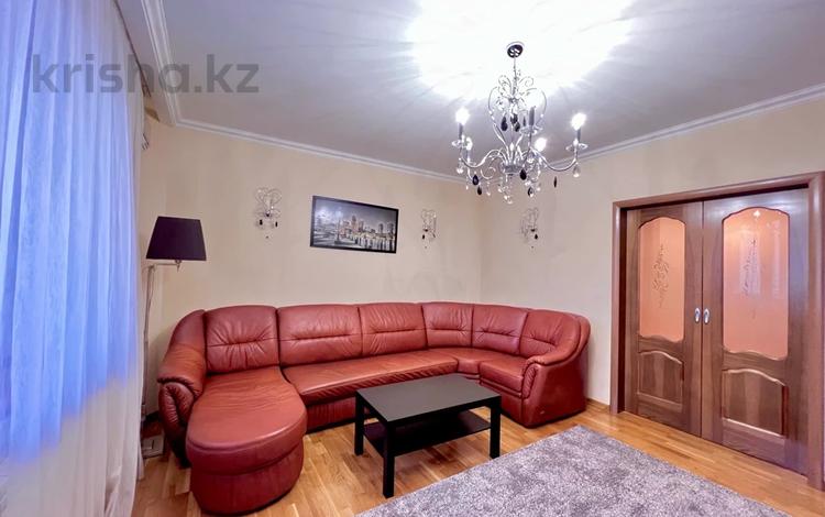3-бөлмелі пәтер · 85 м² · 7/9 қабат, мкр Самал-2 23 — Мендикулова, бағасы: 25 000 ₸ в Алматы, Медеуский р-н — фото 2