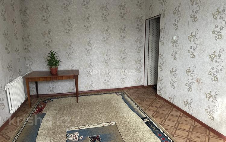 1-комнатная квартира · 38 м² · 5/5 этаж, мкр Мынбулак за 55 000 ₸ в Таразе — фото 2