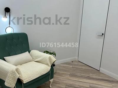 3-бөлмелі пәтер · 93 м² · 3/5 қабат, мкр Юго-Восток, Таттимбета 33/10 10 — Муканова Б, бағасы: 65 млн ₸ в Караганде, Казыбек би р-н
