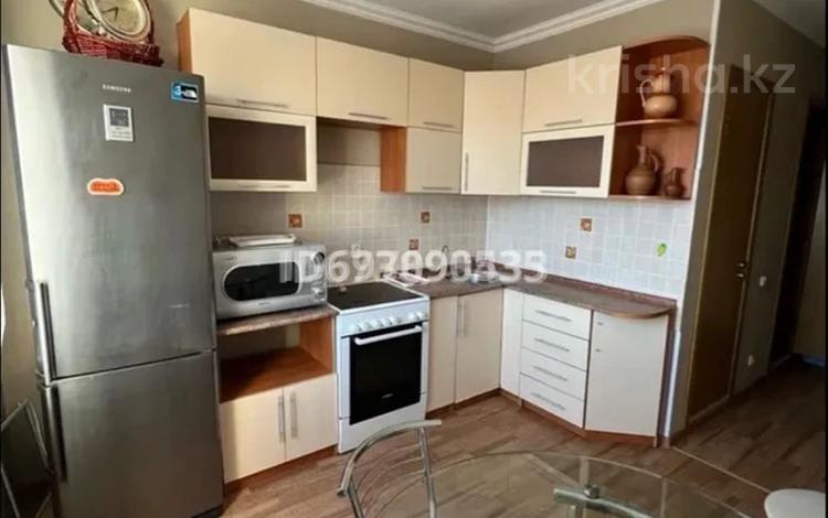 2 комнаты · 65 м², Степной 3 за 40 000 〒 в Караганде, Казыбек би р-н — фото 6