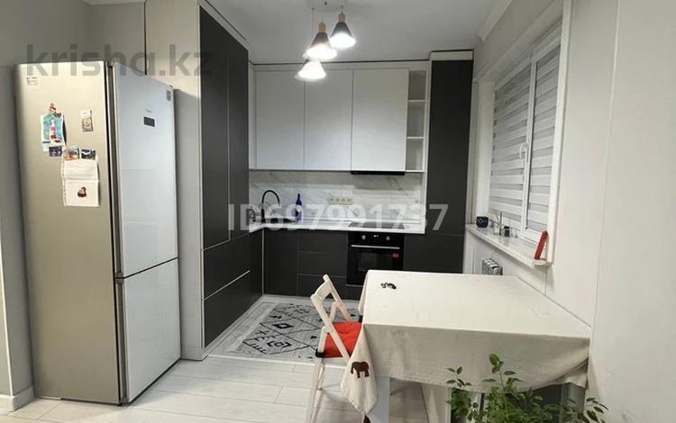 1-комнатная квартира, 50 м², 9/10 этаж помесячно, мкр Шугыла, Жунисова