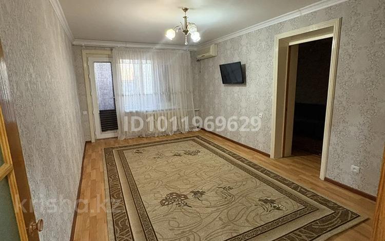 3-комнатная квартира · 56 м² · 4/4 этаж, 1-й мкр 24 за 150 000 ₸ в Актау — фото 2