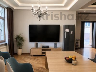 Жеке үй · 7 бөлме · 400 м² · 8 жүзд., Тау Самал ш/а. 125, бағасы: 300 млн ₸ в Алматы, Медеуский р-н