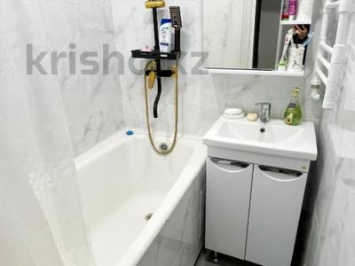 2-бөлмелі пәтер · 46 м² · 5/5 қабат, Жастар, бағасы: 15.8 млн ₸ в Талдыкоргане, мкр Жастар