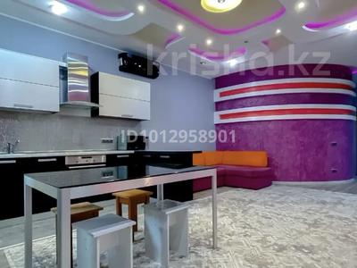 3-бөлмелі пәтер · 80 м² · 12/14 қабат, Навои 58, 60, 62, 66, 68, 70, 72, 74, бағасы: 450 000 ₸ в Алматы, Ауэзовский р-н