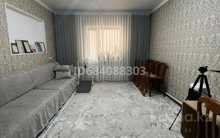Отдельный дом · 4 комнаты · 108.5 м² · 8 сот., Береке 10 за 35 млн ₸ в Жамбыл — фото 49