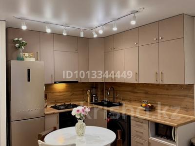 1-бөлмелі пәтер · 55 м² · 3/3 қабат, Ескі аэропорт ш/а., Бисена Жумагалиева 29 — Коняхина, бағасы: 29 млн ₸ в Уральске, мкр Старый Аэропорт