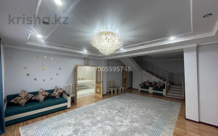 Жеке үй · 8 бөлме · 360 м², Дулатов, бағасы: 50 000 〒 в  — фото 2