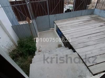 2-комнатная квартира · 47 м² · 1/3 этаж, 3-й мкр, 3-ш/а. 152 — Дружба остановка за 9.5 млн ₸ в Актау