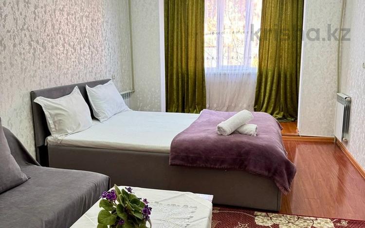 1-комнатная квартира · 40 м² · 1/5 этаж, 8 микрорайон 18 — Янги Шахар,Аэропорт за 13 000 ₸ в Шымкенте — фото 2