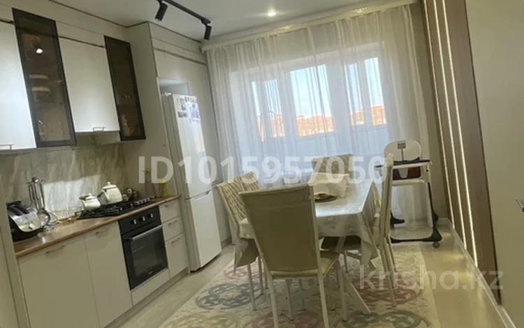 3-комнатная квартира · 112 м² · 8/9 этаж, мкр. Алтын орда 54а — Мустафа Шокай 39 за 48 млн ₸ в Актобе — фото 2