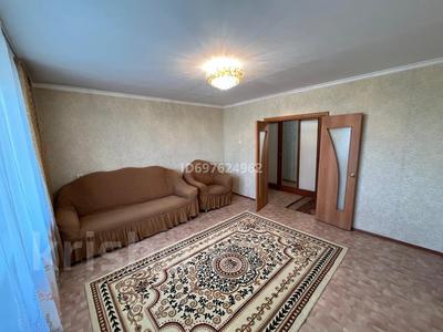 3-бөлмелі пәтер, 70 м², 7/10 қабат ай сайын, Бозтаева 40в — Над рестораном Ак тилек, бағасы: 200 000 〒 в Семее