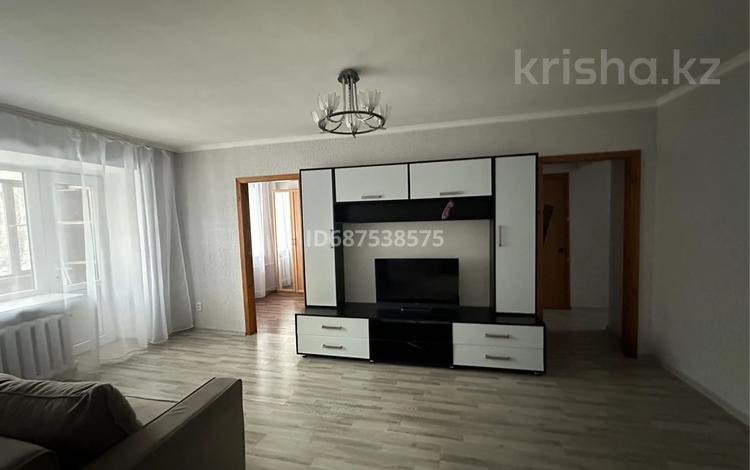 3-комнатная квартира · 59 м², мкр Новый Город, Лободы 6 за 260 000 ₸ в Караганде, Казыбек би р-н — фото 20