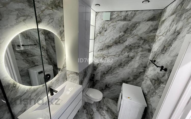 2-комнатная квартира · 75 м² · 4/10 этаж, мкр Жана Орда 1/2 за 400 000 ₸ в Уральске — фото 10