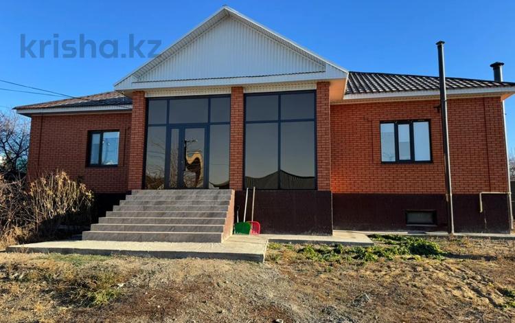 Отдельный дом · 6 комнат · 267 м² · 17 сот., Мурат Монкеулы за 62 млн 〒 в Актобе, жилой массив Жилянка — фото 5