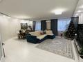 5-комнатная квартира · 186 м² · 4/9 этаж, Скоробогатова 65/1 за 100 млн 〒 в Уральске