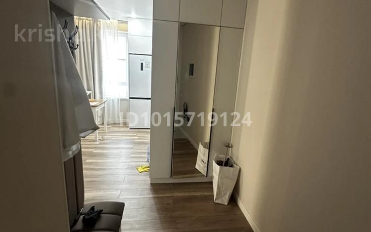 1-бөлмелі пәтер · 48 м² · 6/6 қабат, Халиуллина 196/17, бағасы: 300 000 ₸ в Алматы, Медеуский р-н — фото 2