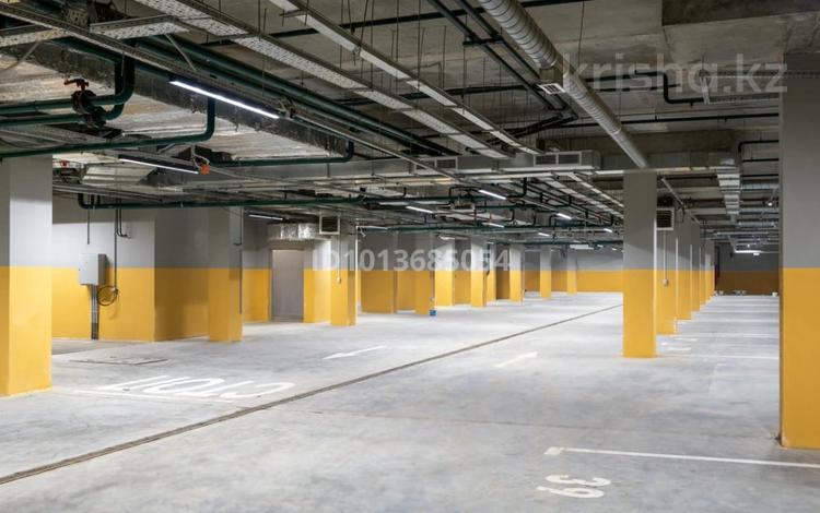 Паркинг · Достык 5, бағасы: 25 000 ₸ в Астане, Есильский р-н — фото 2