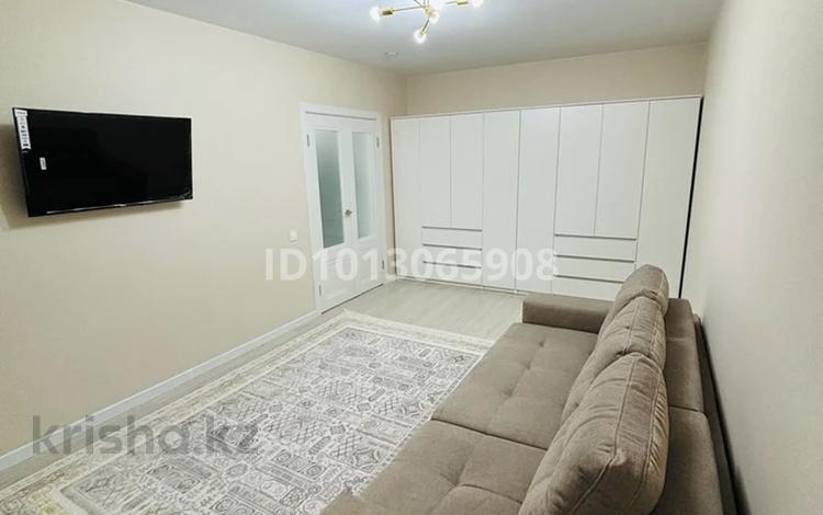 1-комнатная квартира · 36 м² · 2/9 этаж, Е 915 9 за 190 000 ₸ в Астане, Есильский р-н — фото 2