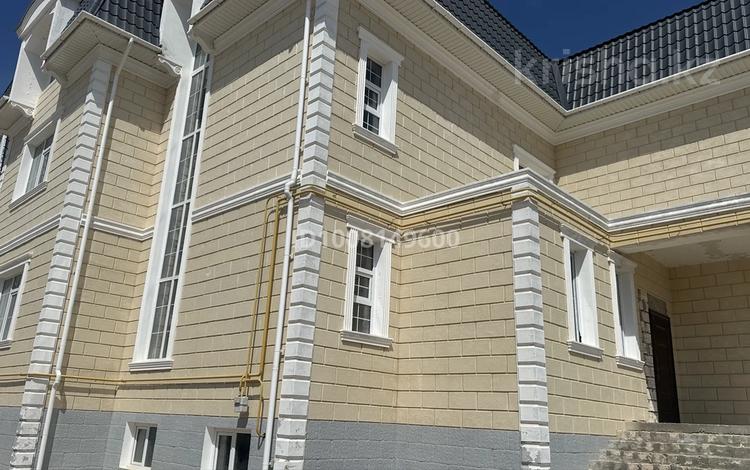 Часть дома · 7 комнат · 651 м² · 6 сот., мкр "Шыгыс 1" 35/2 — Возле школа жайсан бала за 100 млн 〒 в Актау, мкр "Шыгыс 1" — фото 2