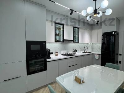 4-комнатная квартира · 163 м² · 1/5 этаж, мкр. Алтын орда за 75 млн ₸ в Актобе