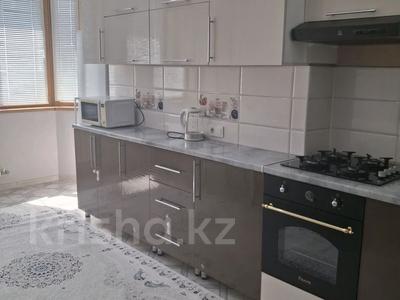 2-бөлмелі пәтер · 77 м² · 5/8 қабат, Туркестанская 55, бағасы: 350 000 ₸ в Шымкенте, Аль-Фарабийский р-н