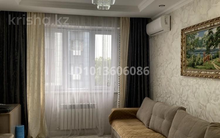 2-комнатная квартира · 48.9 м² · 3/5 этаж, мкр Думан-2 172/2 за 36 млн ₸ в Алматы, Медеуский р-н — фото 2