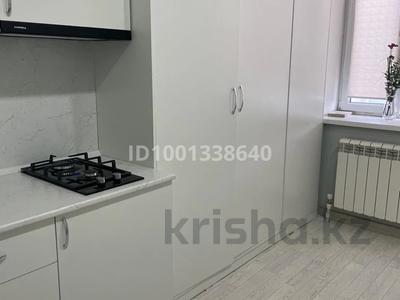 1-бөлмелі пәтер · 48 м² · 1/5 қабат, мкр. Алтын орда 5д, бағасы: 160 000 ₸ в Актобе