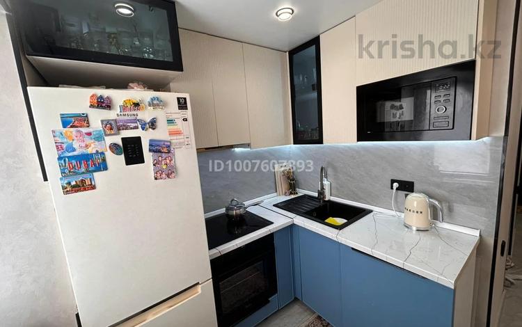 2-комнатная квартира · 48 м², 1 микрорайон 6 — Напротив Цона 1 мкр дом 6 кВ 25 за 22 млн ₸ в Есик — фото 2