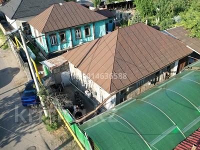 Отдельный дом · 7 комнат · 200 м² · 7.7 сот., мкр Атырау, Сазановская 81 — Халиулина за 75 млн ₸ в Алматы, Медеуский р-н