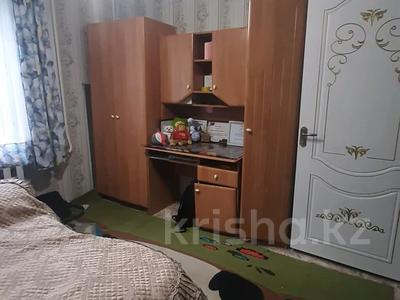 2-бөлмелі пәтер · 43 м² · 1/5 қабат, mkr. Samal — Toimartt. Shkola 12.14, бағасы: 13 млн ₸ в Талдыкоргане, мкр Самал