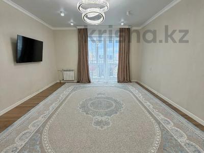 3-бөлмелі пәтер · 100.2 м² · 8/9 қабат, Самал, бағасы: 32 млн ₸ в Уральске