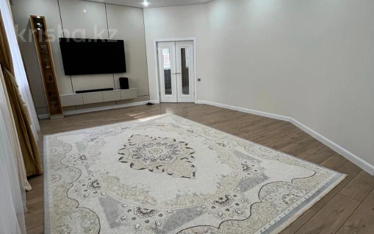 3-комнатная квартира · 111 м² · 1/5 этаж, мкр. Алтын орда 351 за 41 млн ₸ в Актобе — фото 2