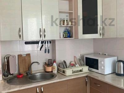 1-комнатная квартира, 36 м², 2/5 этаж посуточно, Бигельдинова 7 — Сарыарка-Абая за 9 000 〒 в Астане, Сарыарка р-н