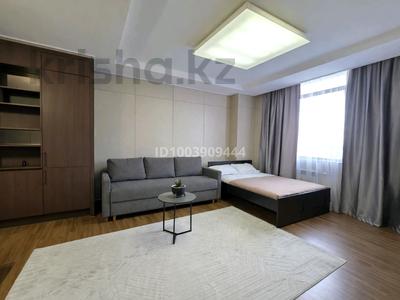 2-комнатная квартира · 72 м² · 8/28 этаж, Кошкарбаева 10/1 — Тауельсиздик за 35 000 ₸ в Астане, Алматы р-н