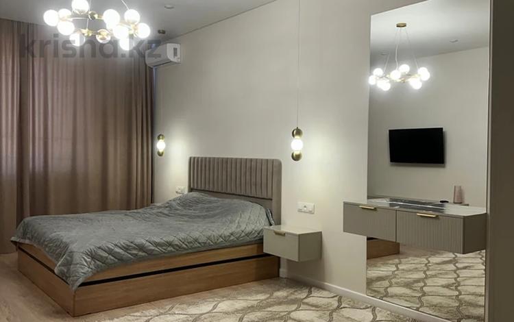 2-бөлмелі пәтер · 85 м² · 1/5 қабат, Егизбаева 80 — Маншук Маметова, бағасы: 23 000 〒 в Уральске — фото 26