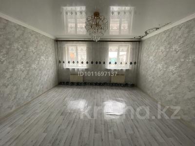 Отдельный дом · 4 комнаты · 168 м² · , мкр Атырау, Алии молдагуловой за 27 млн ₸