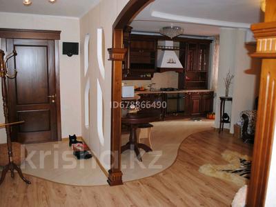 3-комнатная квартира, 70 м², 5/9 этаж, 6 мкр за 20 млн 〒 в Лисаковске