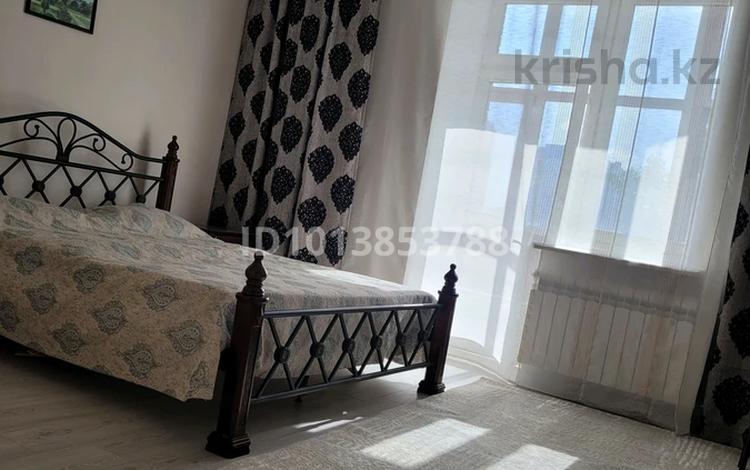 2-комнатная квартира · 83 м² · 5/9 этаж, Кенесары 23 за 340 000 ₸ в Астане, Сарыарка р-н — фото 2