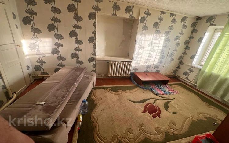 1-бөлмелі пәтер · 30 м² · 1/3 қабат, Назарбаева, бағасы: 45 000 ₸ в Уральске — фото 2