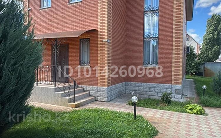 Жеке үй · 13 бөлме · 300 м² · 8 жүзд., Жаңа орда ш/а., бағасы: 110 млн ₸ в Уральске, мкр Жана Орда — фото 2