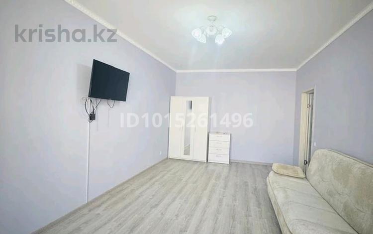 2-комнатная квартира · 66.9 м² · 5/9 этаж, мкр Нурсая, Таумуш Жумагалиев 15 за 33.5 млн ₸ в Атырау — фото 2