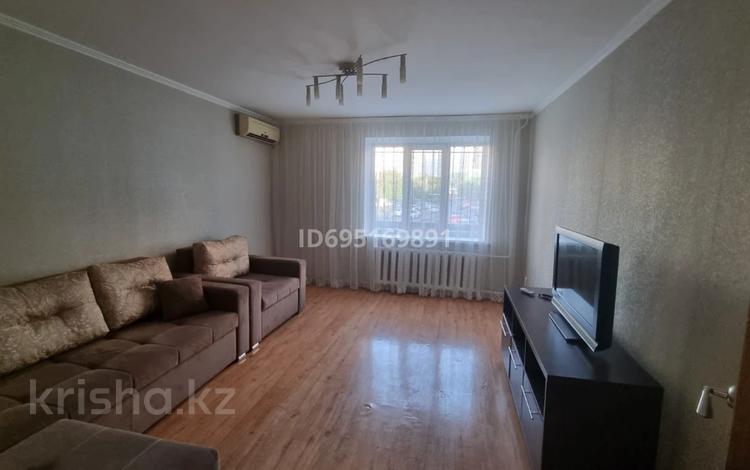 3-комнатная квартира · 78.4 м² · 2/2 этаж, Емцова 2а — Емцова/Райымбека за 300 000 ₸ в Алматы, Алатауский р-н — фото 2