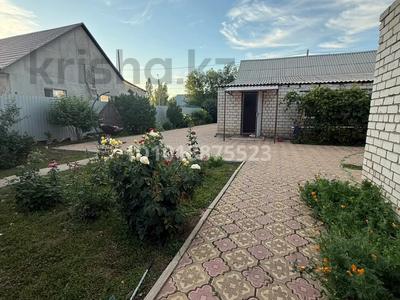 Отдельный дом · 4 комнаты · 100 м² · 10 сот., мкр. Зачаганск пгт, Гринько 1 за 24.5 млн ₸ в Уральске