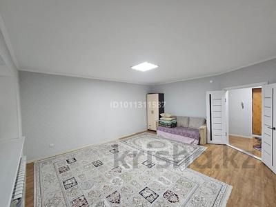1-комнатная квартира · 54 м² · 6/6 этаж, мкр. Алтын орда 48гк2 за 120 000 〒 в Актобе