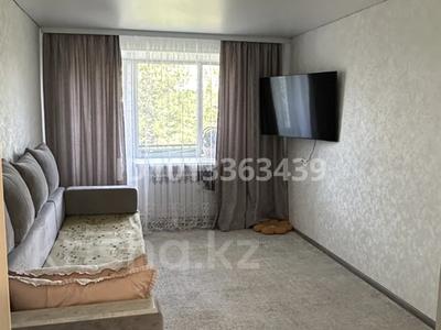 3-бөлмелі пәтер · 50 м² · 5/5 қабат, 13-шағынаудан 24, бағасы: 12.5 млн ₸ в Караганде, Алихана Бокейханова р-н